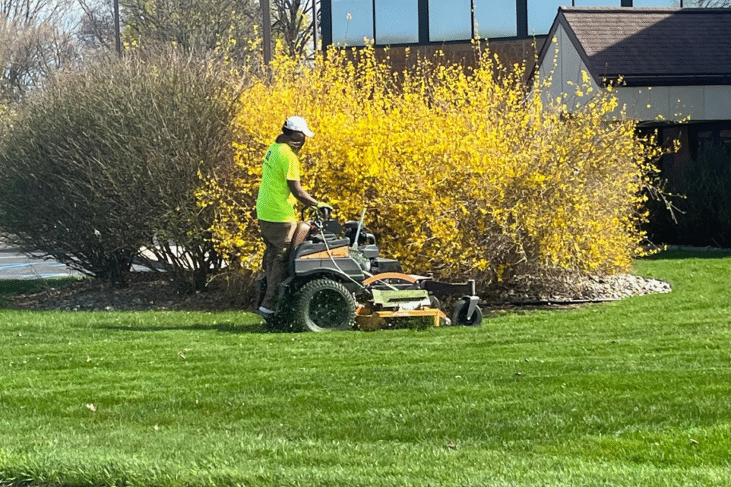 Lawn Mowing Service in Charlotte, MI